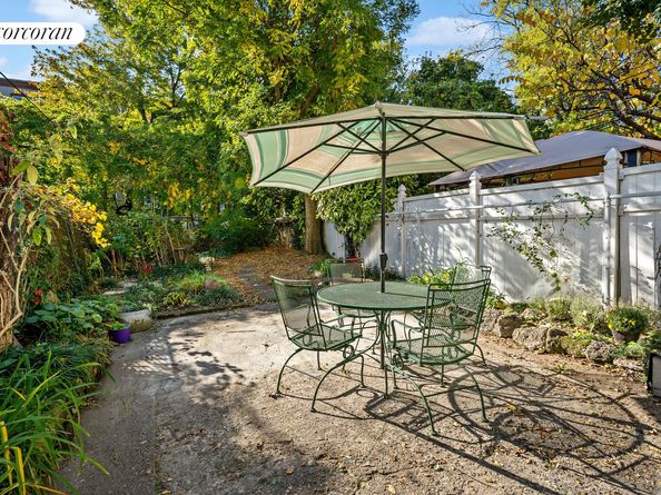 882 Park Place, Brooklyn NY 11216