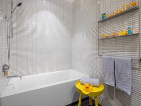 252 South Street 77J, New York NY 10002