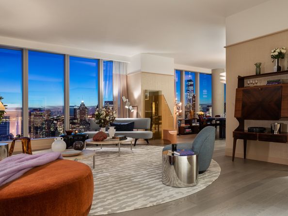 252 South Street 77J, New York NY 10002