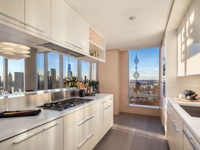 252 South Street 77J, New York NY 10002
