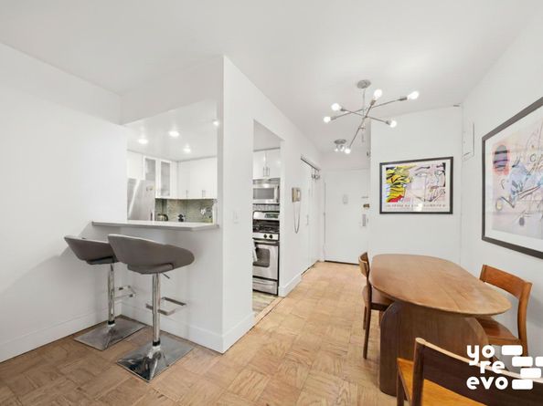 16 West 16th Street 11NS, New York NY 10011