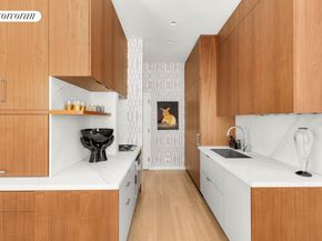 7 Gramercy Park W 2C, New York NY 10003