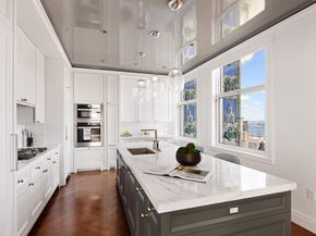 2 Park Place 38A, New York NY 10007