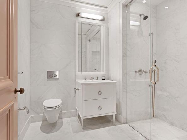 2 Park Place 38A, New York NY 10007