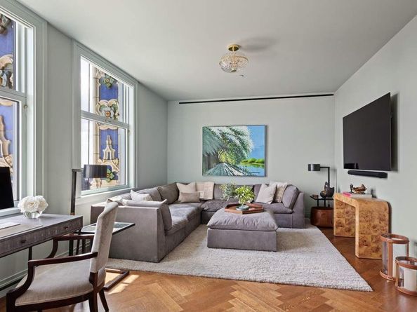 2 Park Place 38A, New York NY 10007