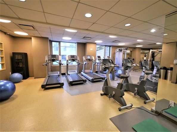 455 Main Street 4K, New York NY 10044