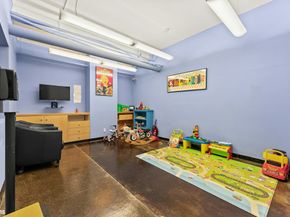 169 East 69th Street 2B, New York NY 10021