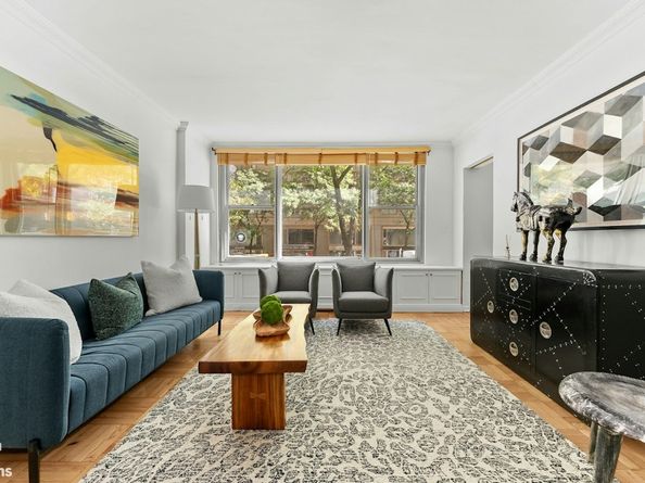 169 East 69th Street 2B, New York NY 10021