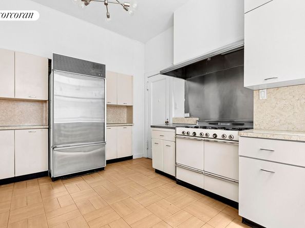 1155 Park Avenue 2NE, New York NY 10128