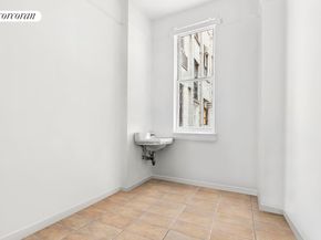 1155 Park Avenue 2NE, New York NY 10128