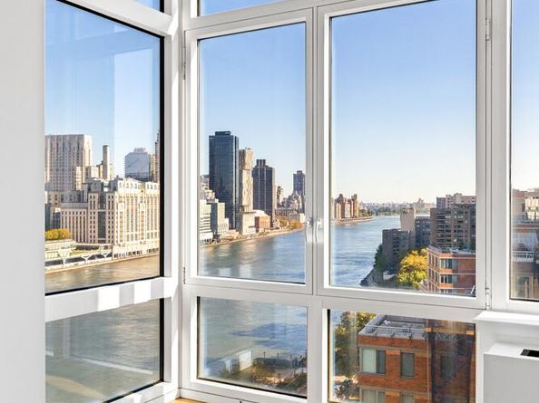 415 Main Street PH2G, New York NY 10044