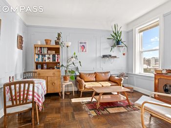 374 South 2nd Street
