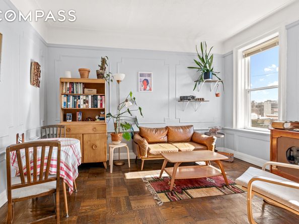 374 South 2nd Street 33, Brooklyn NY 11211
