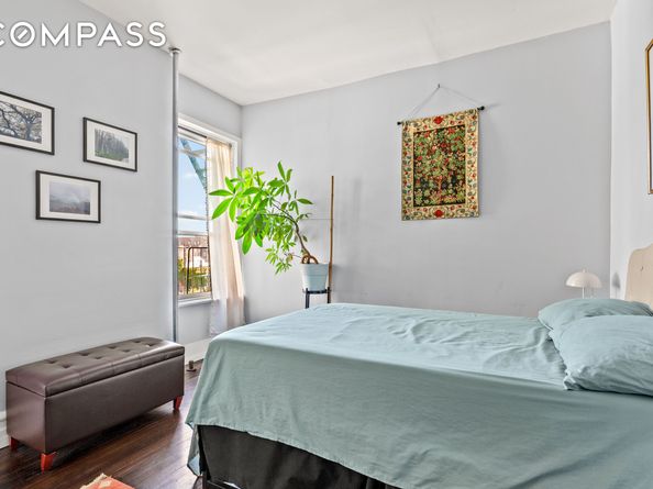 374 South 2nd Street 33, Brooklyn NY 11211