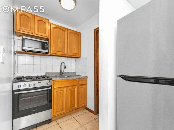 116 Ryerson Street 2, Brooklyn NY 11205