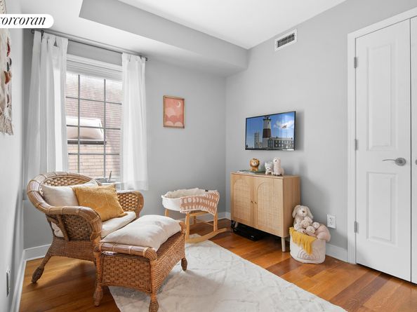 734 East 5th Street 4L, Brooklyn NY 11218