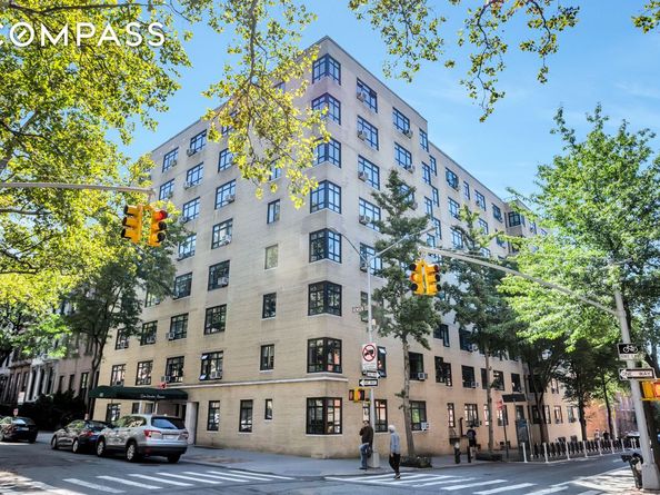 100 Remsen Street 3C, Brooklyn NY 11201