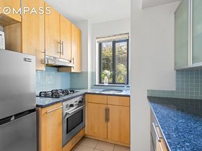 100 Remsen Street 3C, Brooklyn NY 11201