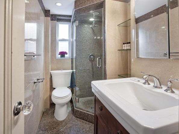 333 East 43rd Street 504, New York NY 10017