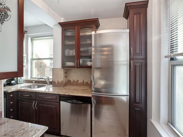 333 East 43rd Street 504, New York NY 10017