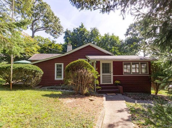 16 Garden Drive, Stony Brook NY 11790
