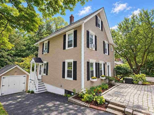 27 Mill River Road, Chappaqua NY 10514