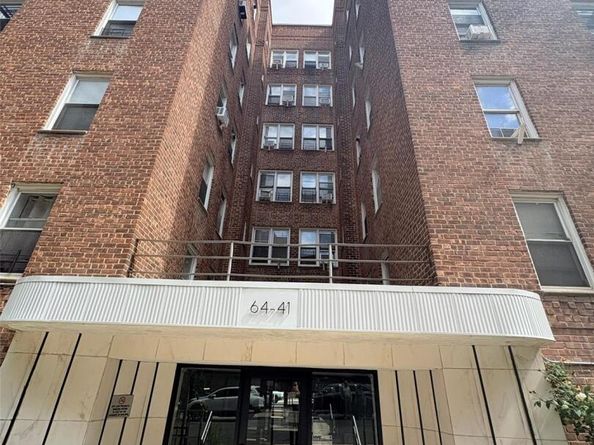 64-41 Saunders Street 605, Rego Park NY 11374