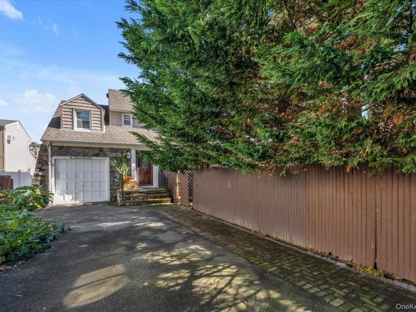 963 Bellmore Road, Bellmore NY 11710