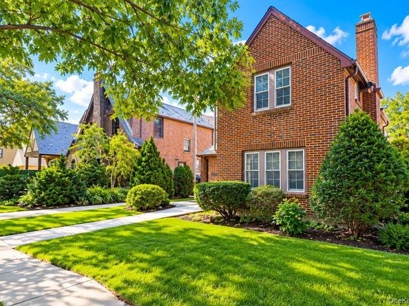 27-26 168th Street, Flushing NY 11358