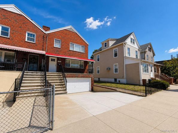 2887 Lamport Place, Bronx NY 10465