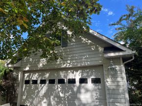 1799 Wading River Manor Road, Wading River NY 11792