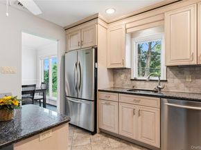 32 Elderberry Lane E, Valley Stream NY 11581