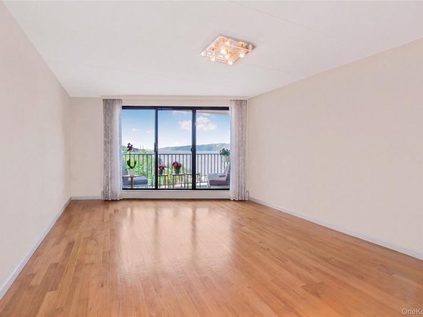 1155 Warburton Avenue 3PR, Yonkers NY 10701
