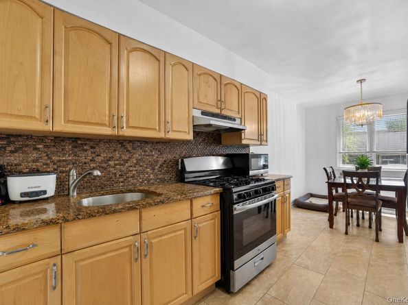 6037 69th Place, Maspeth NY 11378
