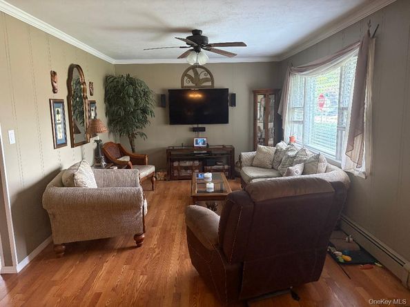 388 1st Avenue, Bayport NY 11705