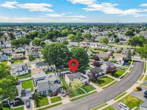 40 Buttercup Lane, Levittown NY 11756