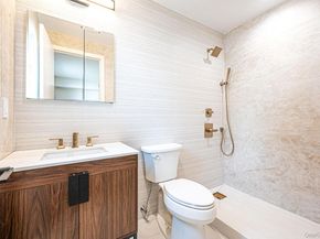 40 Buttercup Lane, Levittown NY 11756