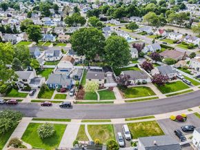 40 Buttercup Lane, Levittown NY 11756