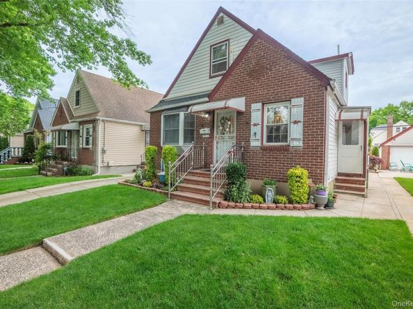 244-31 86th Road, Bellerose NY 11426
