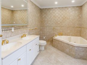 1566 Pebble Lane, Hewlett NY 11557