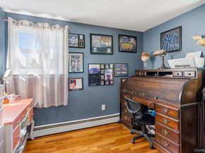 10 Hollingwood Drive, Coram NY 11727