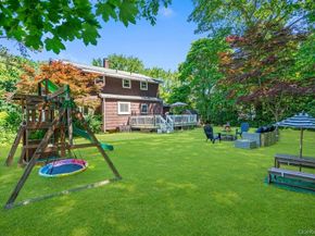 10 Hollingwood Drive, Coram NY 11727