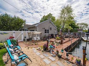 19 Buchanan Avenue, Amity Harbor NY 11701