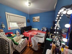 890 Dixon Avenue, Copiague NY 11726