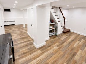 11 Chichester Rd, Huntington Station NY 11746
