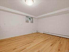 17 Avon Road, Farmingdale NY 11735