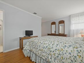 17 Avon Road, Farmingdale NY 11735