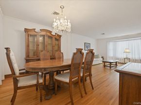 17 Avon Road, Farmingdale NY 11735