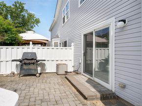 5 Robert Lane 5, Middle Island NY 11953