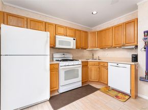 5 Robert Lane 5, Middle Island NY 11953